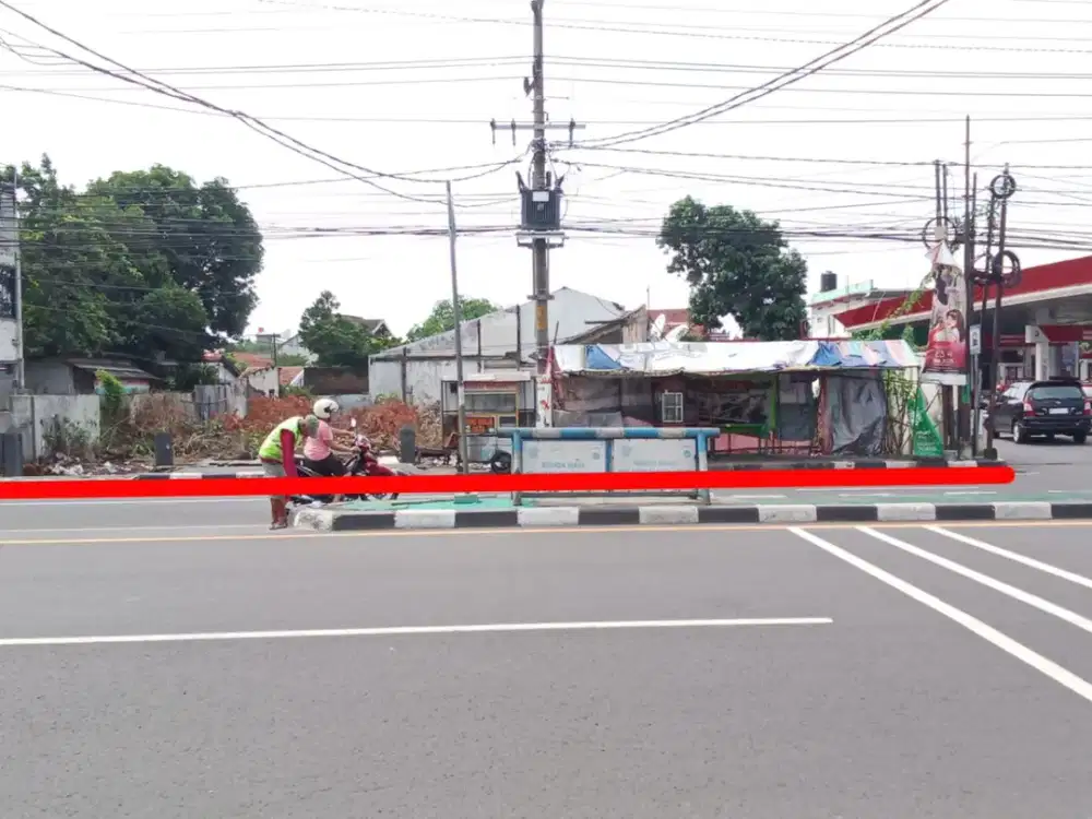 Dijual Tanah di Jogja Pinggir Jalan Adisucipto 651 m² Cocok Showroom F&B Retail & Kantor