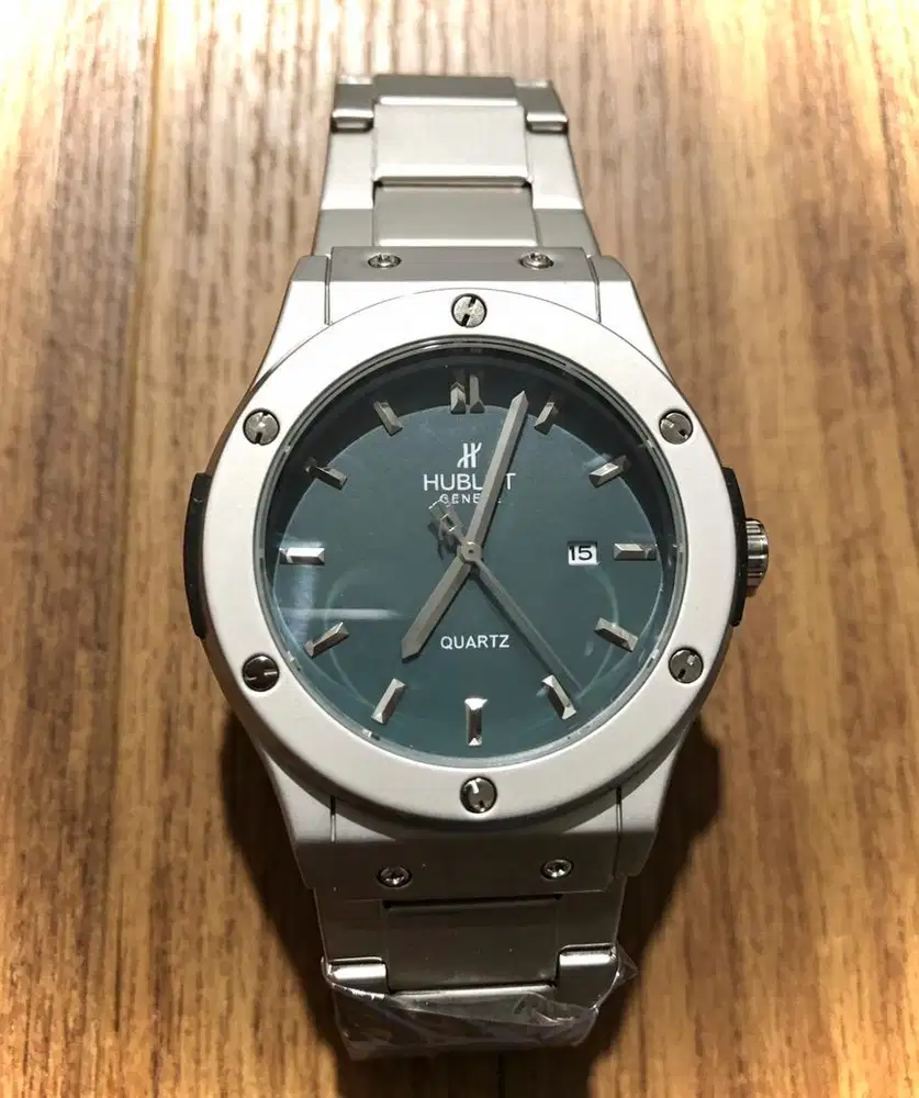 Jam tangan mewah