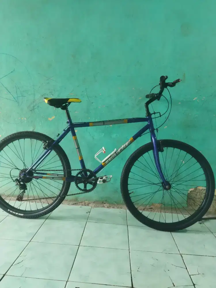 Sepeda commuter fujiwara size 18/26