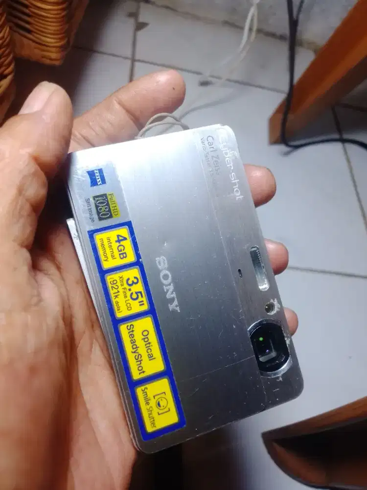 Jual Sony cybershoot T700 minus batere tidak ada