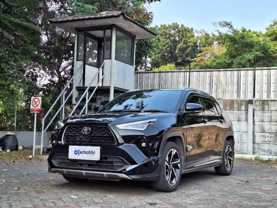 KM Rendah - Toyota Yaris Cross 1.5 S GR TSS Bensin-AT 2023