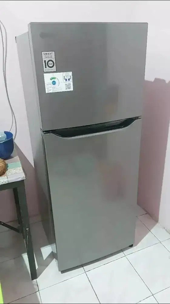 Kulkas LG 2 Pintu Smart Inverter
