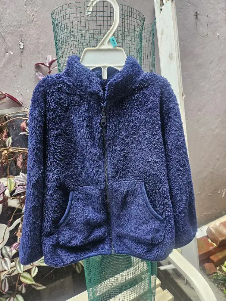 Jacket uniqlo navi anak (100cm)