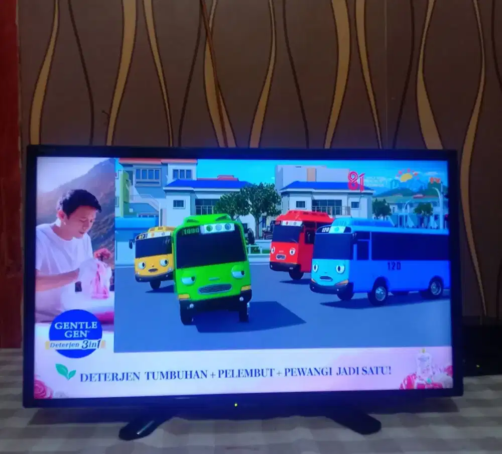 Tv led sharp aquos 24 in
