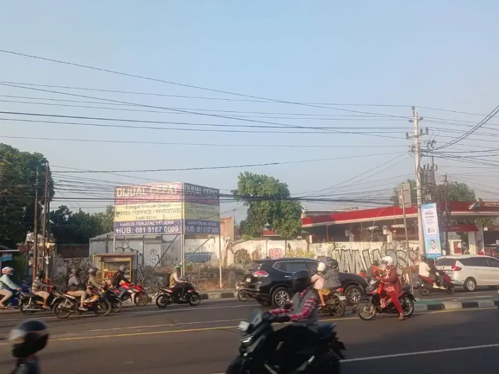 Tanah Dijual Jogja Pinggir Jalan Raya Dekat Ambarrukmo Luas 651 m²