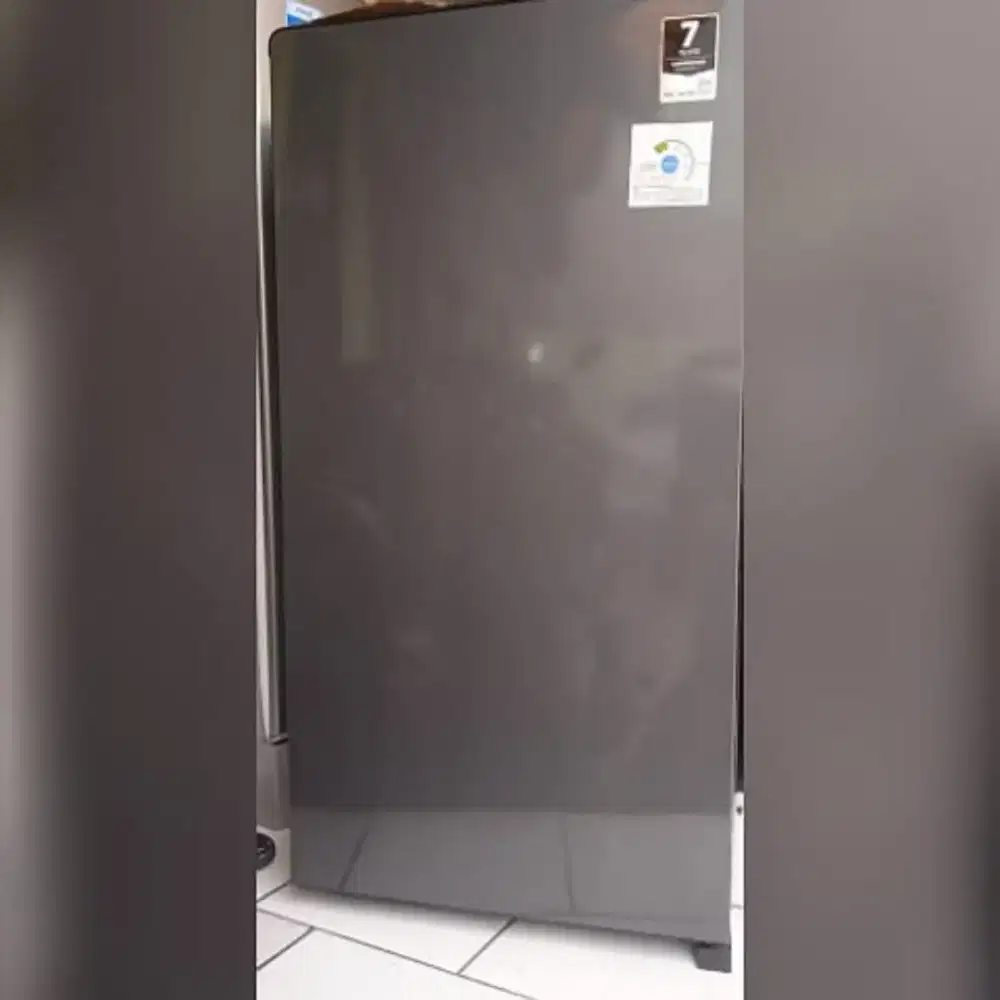 Kulkas Aqua Normal Dingin Beku Fungsi Terawat Gress Istimewa Like New
