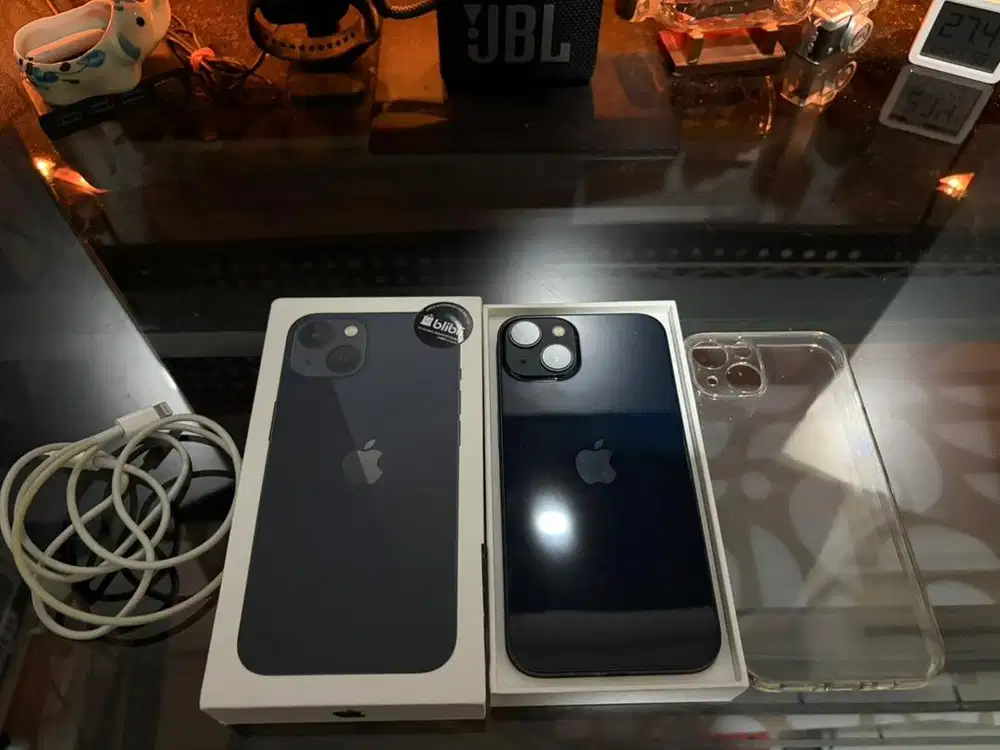 Apple iPhone 13 128GB Hitam Garansi Resmi Ex-Blibli