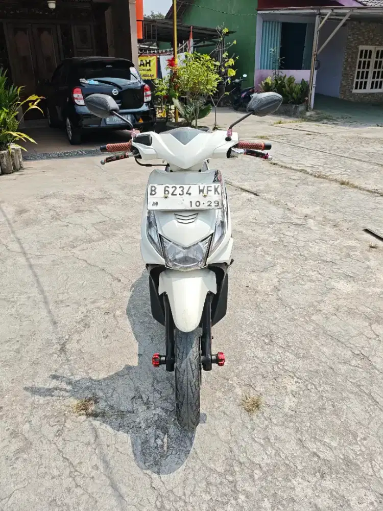 Honda Beat karbu 2011 LENGKAP