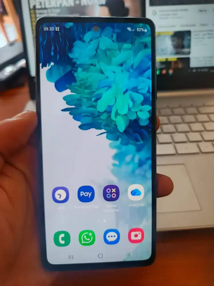 Samsung S20 FE 8/256Gb