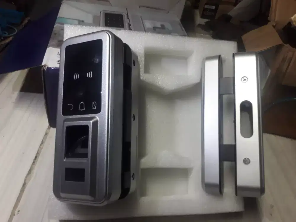 Kunci pintu digital pintar SMART DOOR LOCK