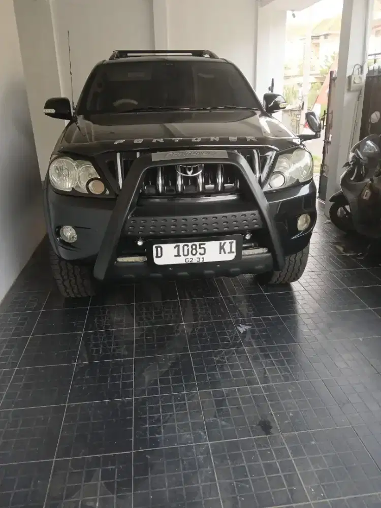 TOYOTA FORTUNER 2.7 G AT 2005