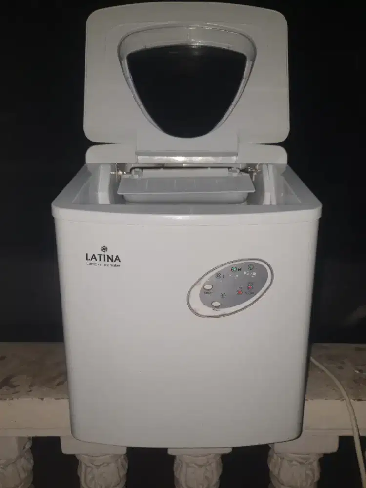 Ice Maker mesin es latina minus