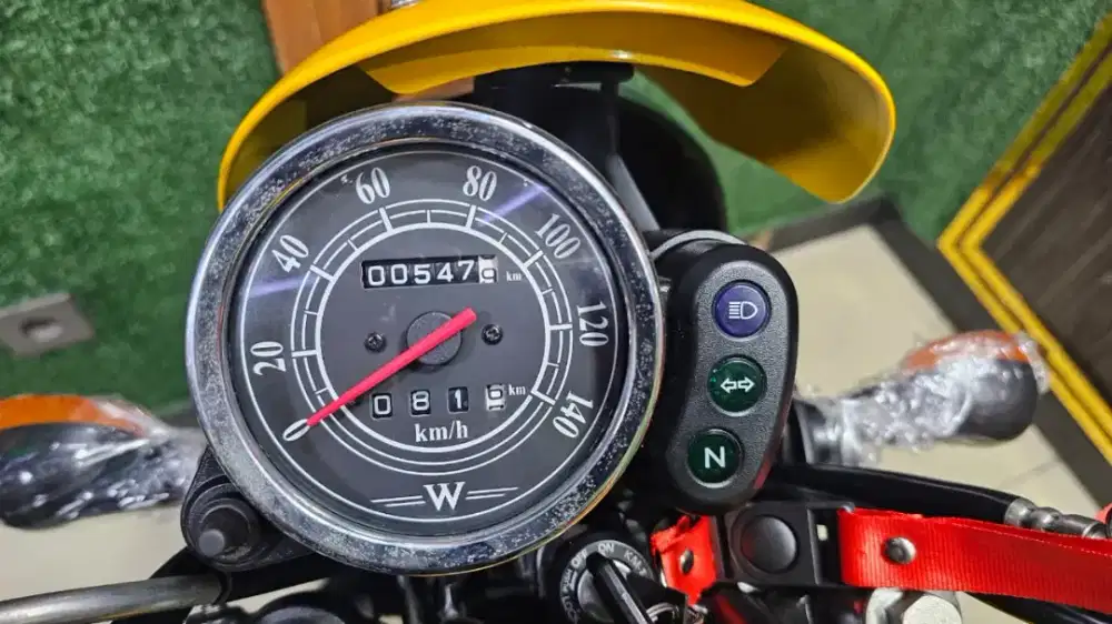 UD ENY MOTOR - Kawasaki W175 CAFe thn 2019 istimewa