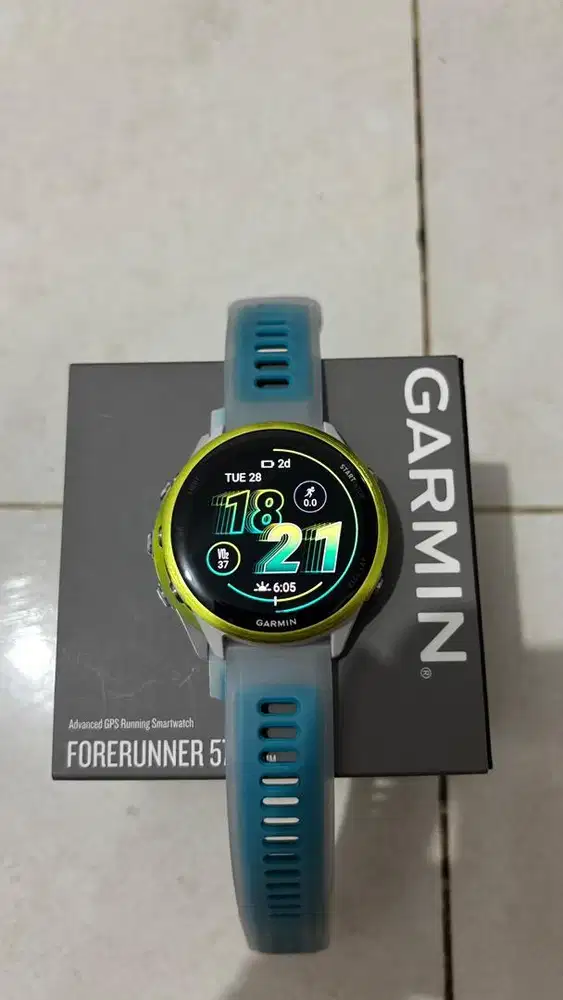 FLASH SALE !! GARMIN FORERUNNER 570 47MM GOD CONDITION 97% SESUAI POT