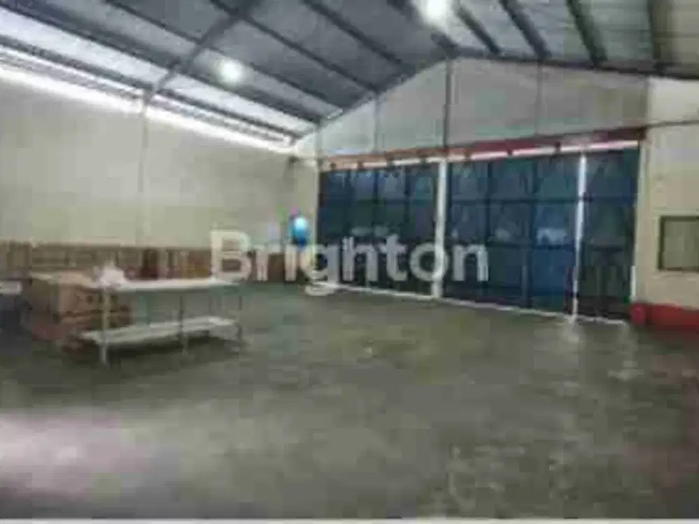 DISEWAKAN GUDANG SIAP HUNI PARKIRAN LUAS LOKASI BATU AMPAR