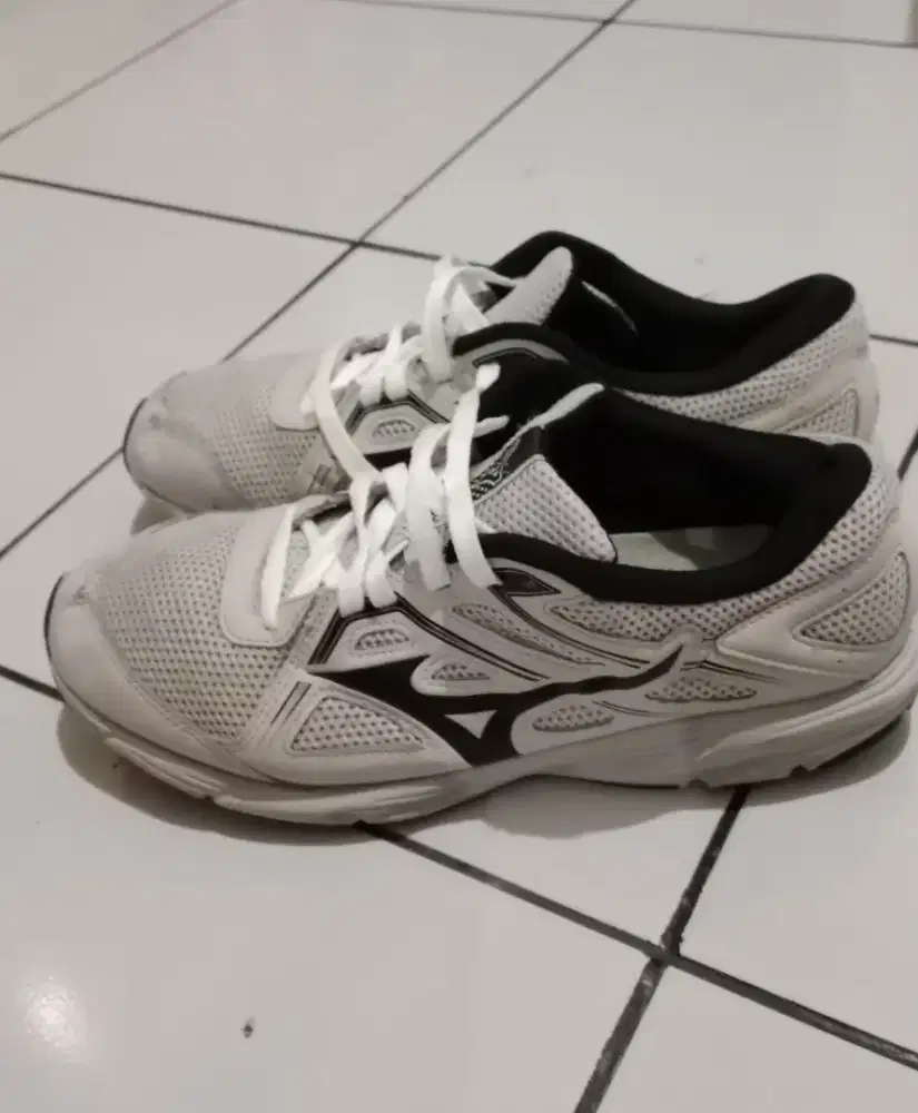 Sepatu Running Mizuno Original