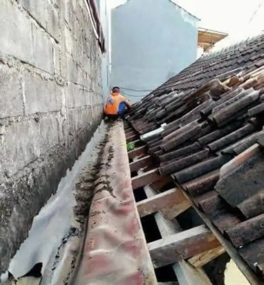 Tukang atap bocor ganti atap rumah renopasi