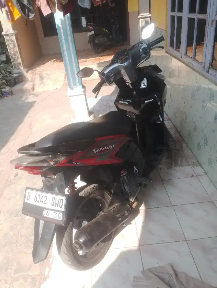 Jual butuh Honda Vario texno