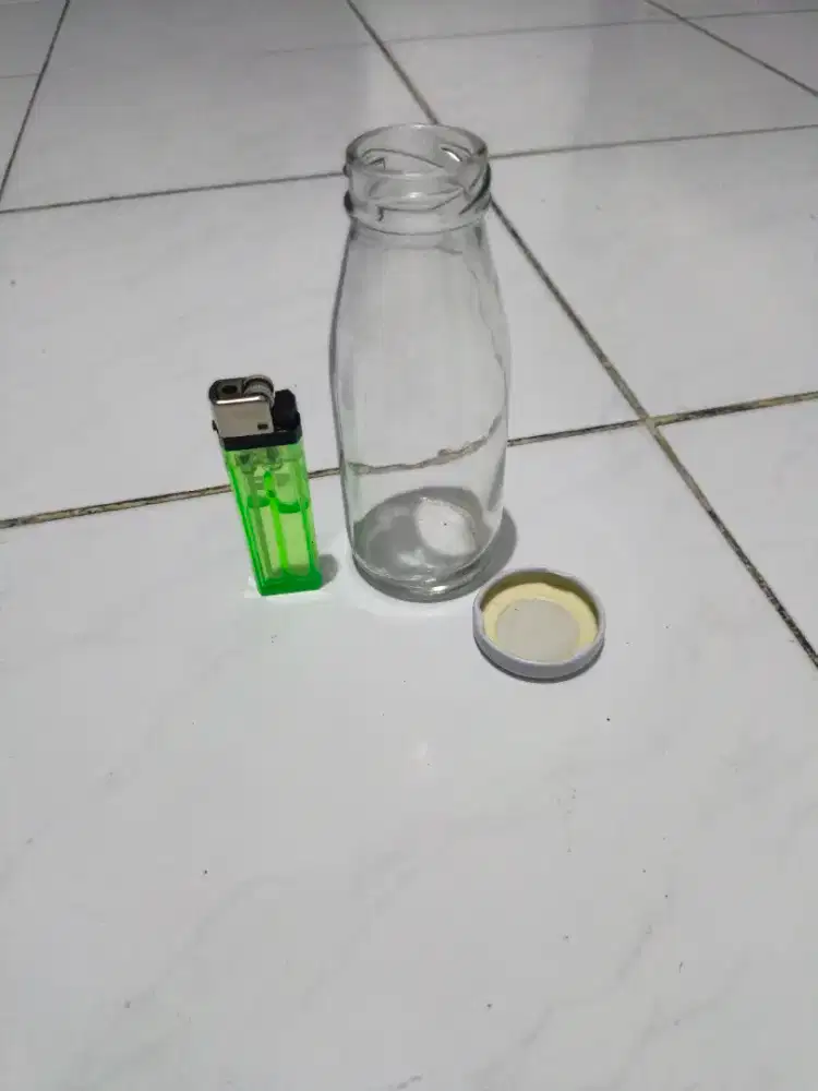 Botol kaca bekas