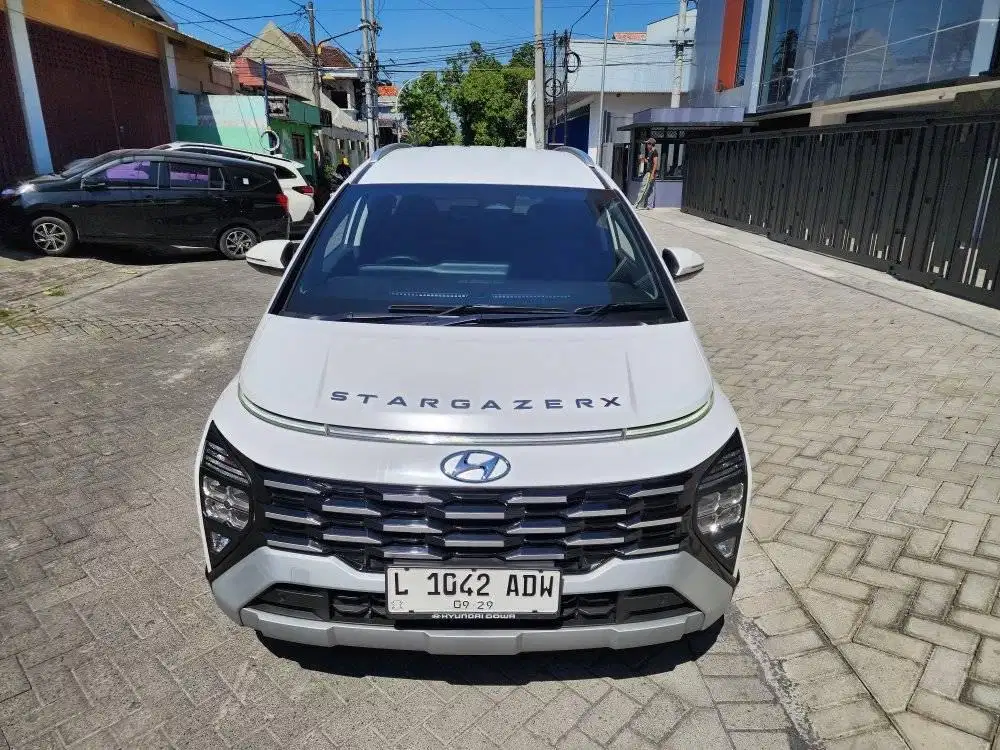 HYUNDAI STARGEZER X 1.5 PRIME 2024 PUTIH KILOMTER 30 RIBU