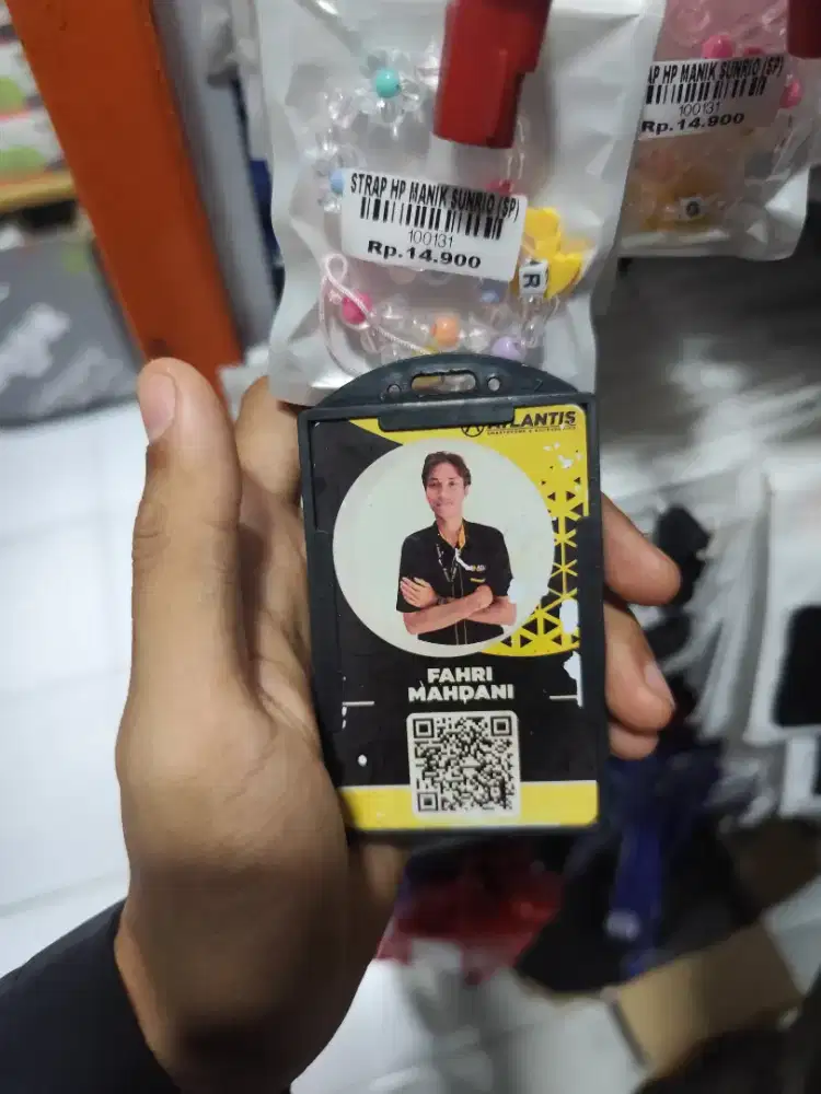 Strap hp manik sandrio