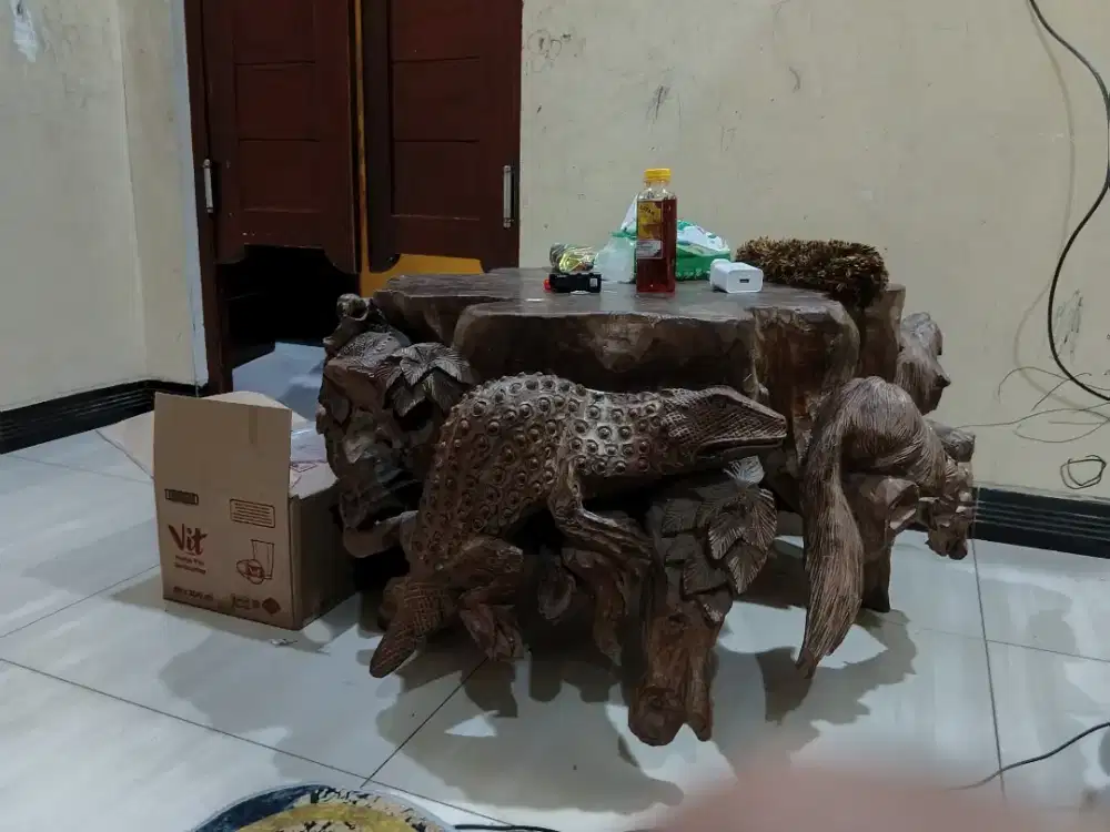 SET MEJA & KURSI AKAR KAYU JATI UKIR HANDMADE – UNIK & BERKARAKTER