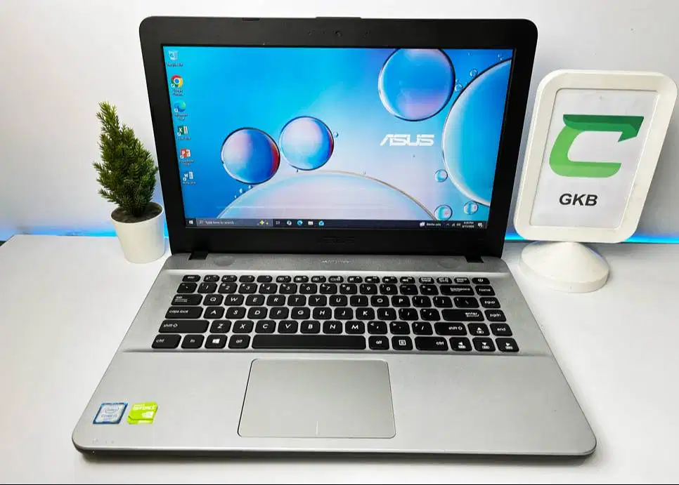 Laptop Asus core i3 dual VGA Nvidia Gaming Editing Render Ram 8gb siap