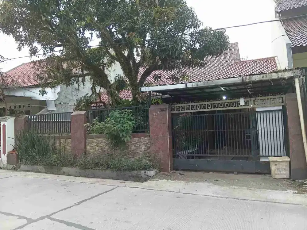 JUAL CEPAT MURAH RUMAH DENGAN TANAH BESAR DI MARGACINTA BUAH BATU