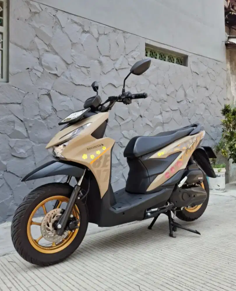 Di jual cepat Honda Beat Street New tahun 2024 Gresss