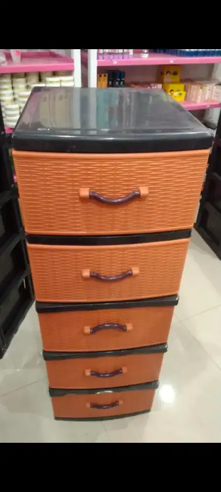 Lemari Plastik Napolly