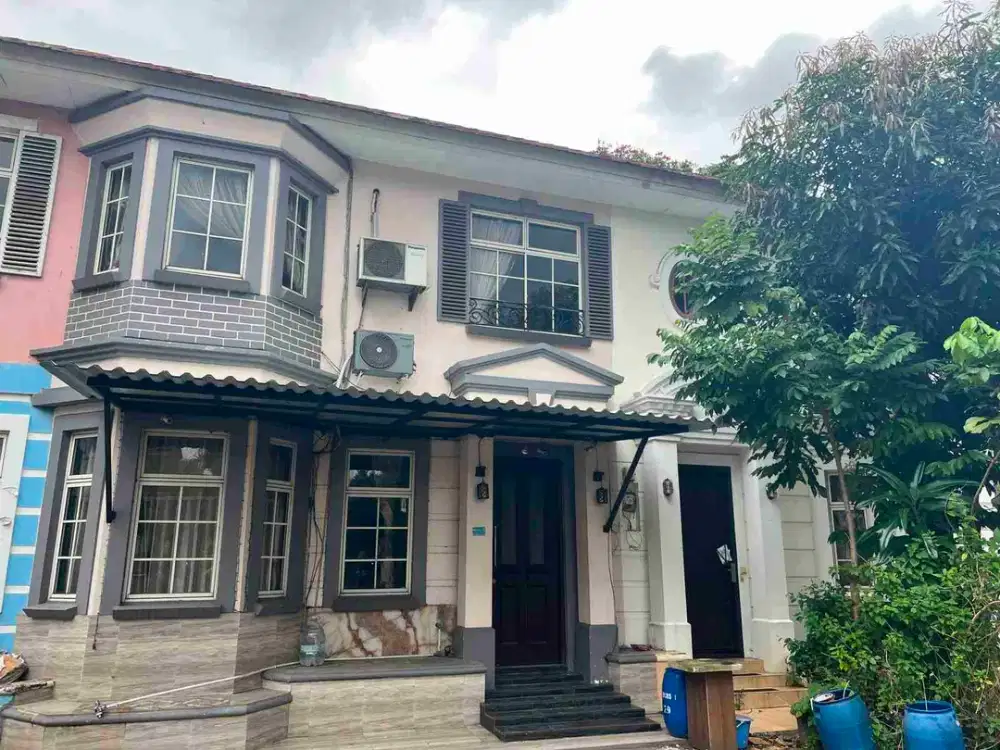 Taman Paris Town House
