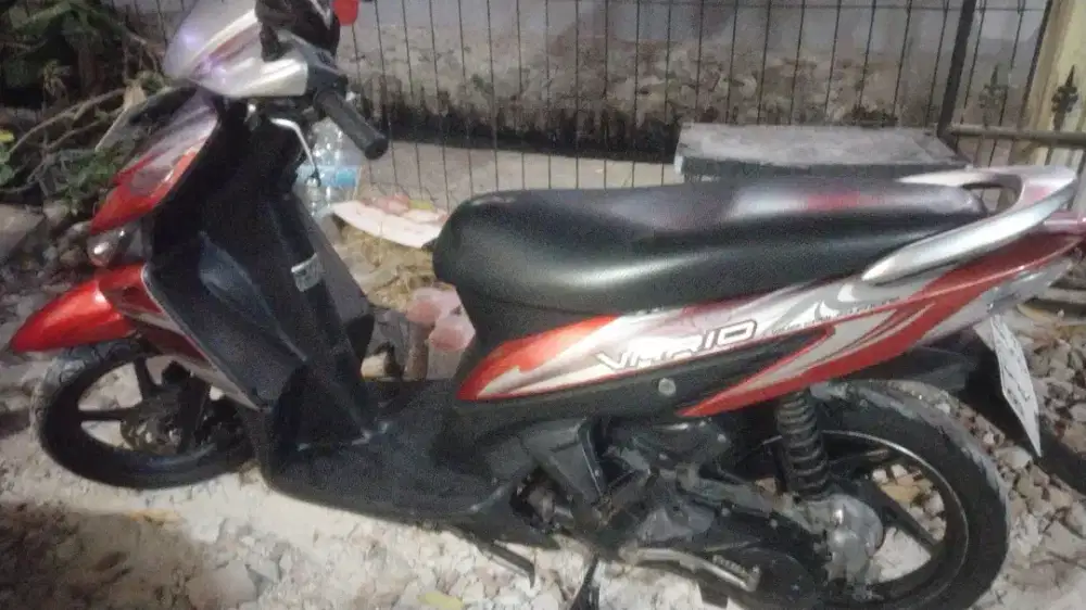 Vario 110 thn 2011 6 jt nego tipis BPKB STNK komplit