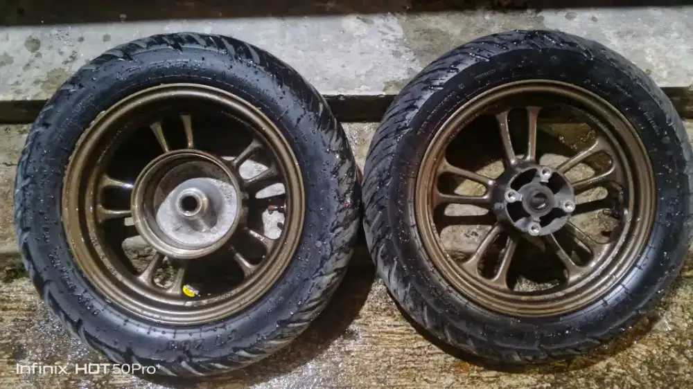 Jual aja jadi in duit