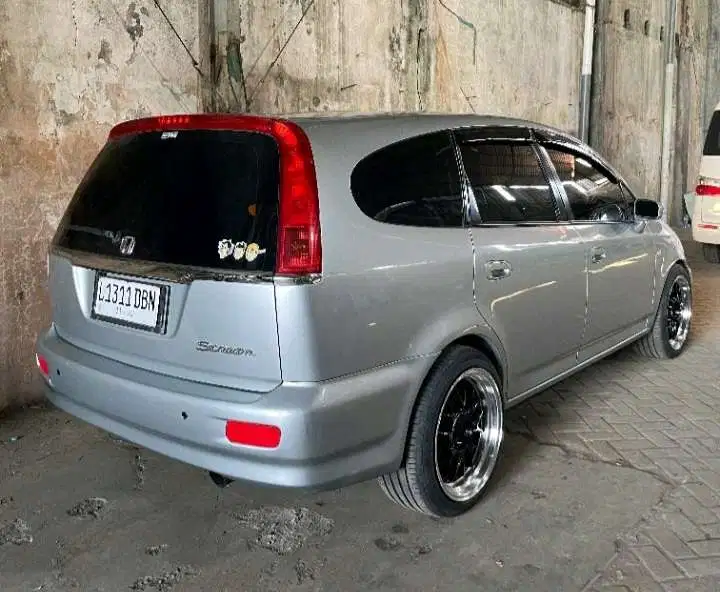 Honda Stream 2002 Bensin