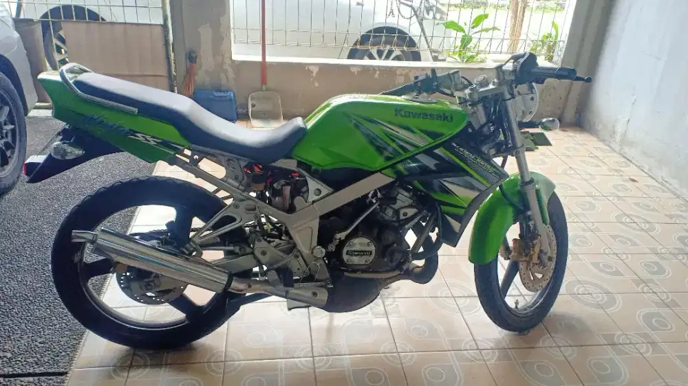Kawasaki Ninja 150 SS 2014