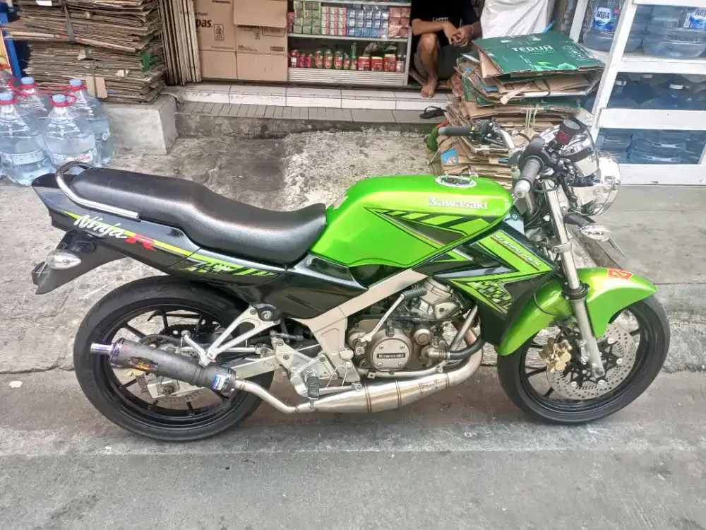 Ninja R ninja R THN 2015