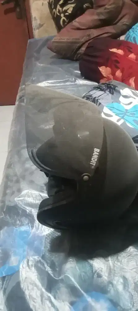 Jual helem masih bagus