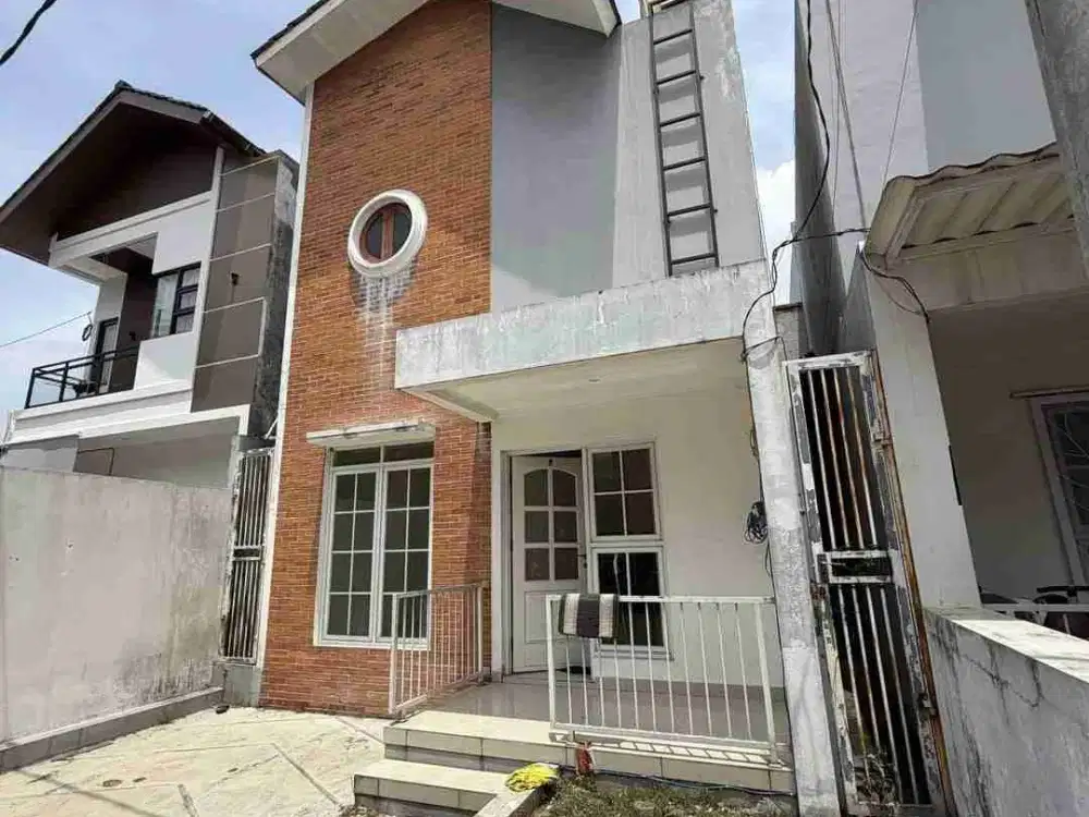 JUAL RUMAH 2 LANTAI CISARANTEN ARCAMANIK