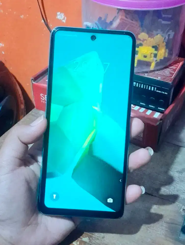Infinix Hot 30 NFC ram 8+8/128 Nomines