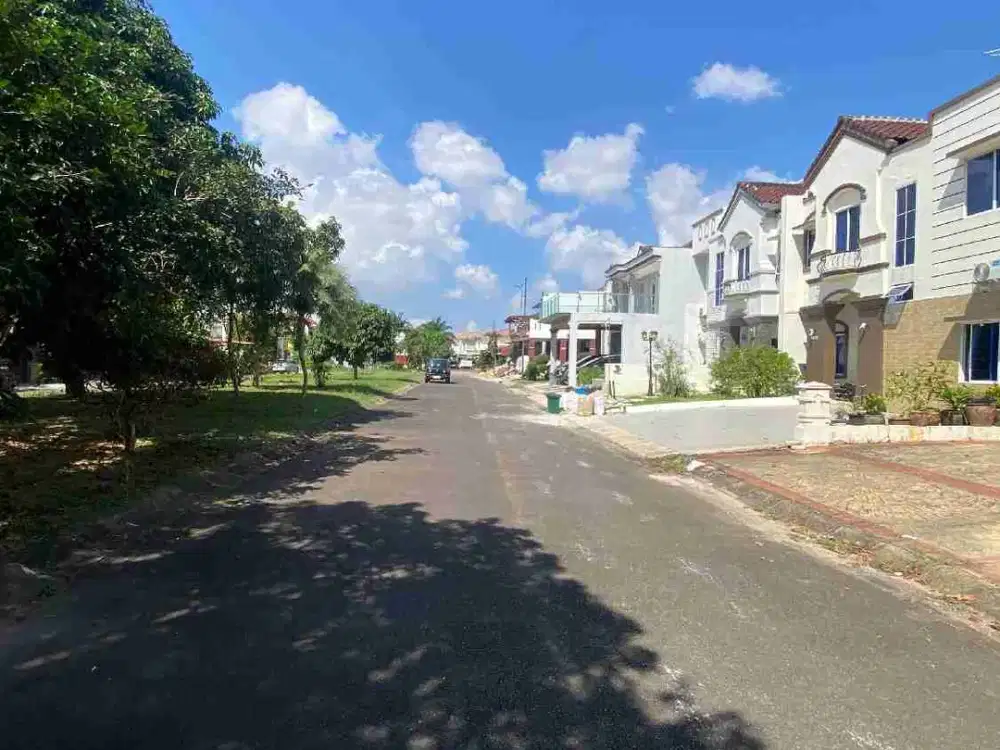 Rumah Cantik di Beverly Estate dekat Pelabuhan Batam Centre
