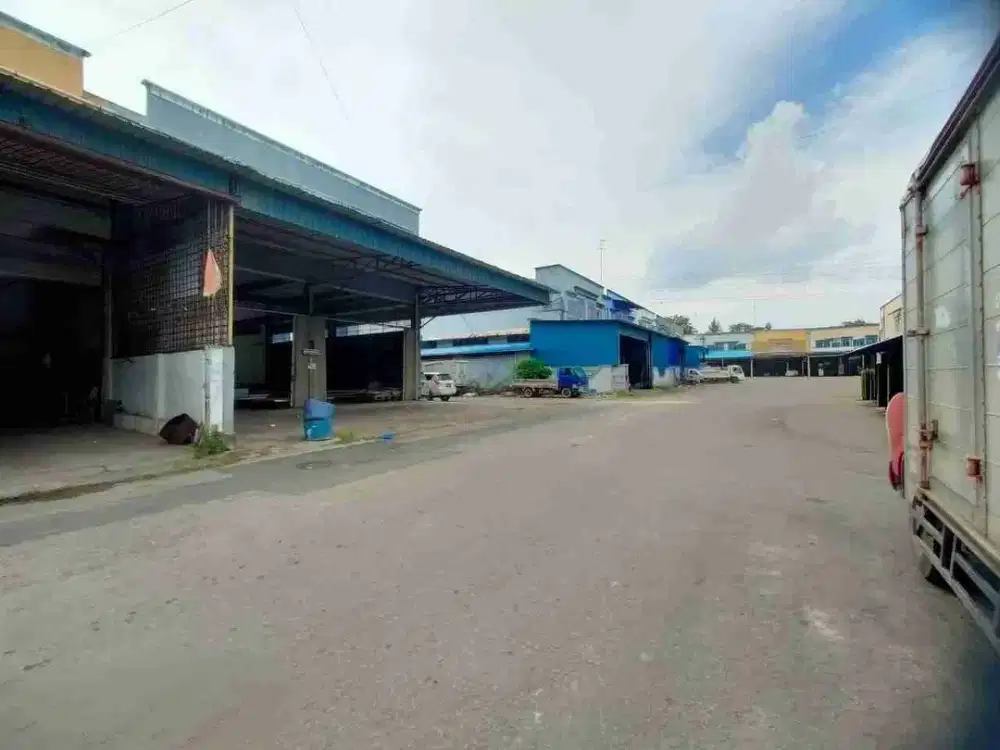 2 Unit Gudang Gandeng di Komplek Tanah Mas dekat Sei Panas