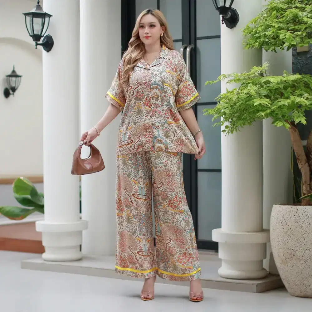 Piyama setelan wanita