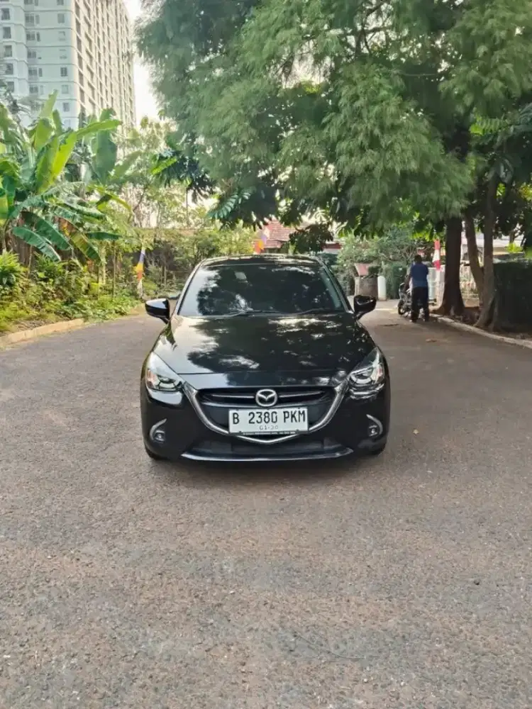 Mazda 2 R CVT 2019