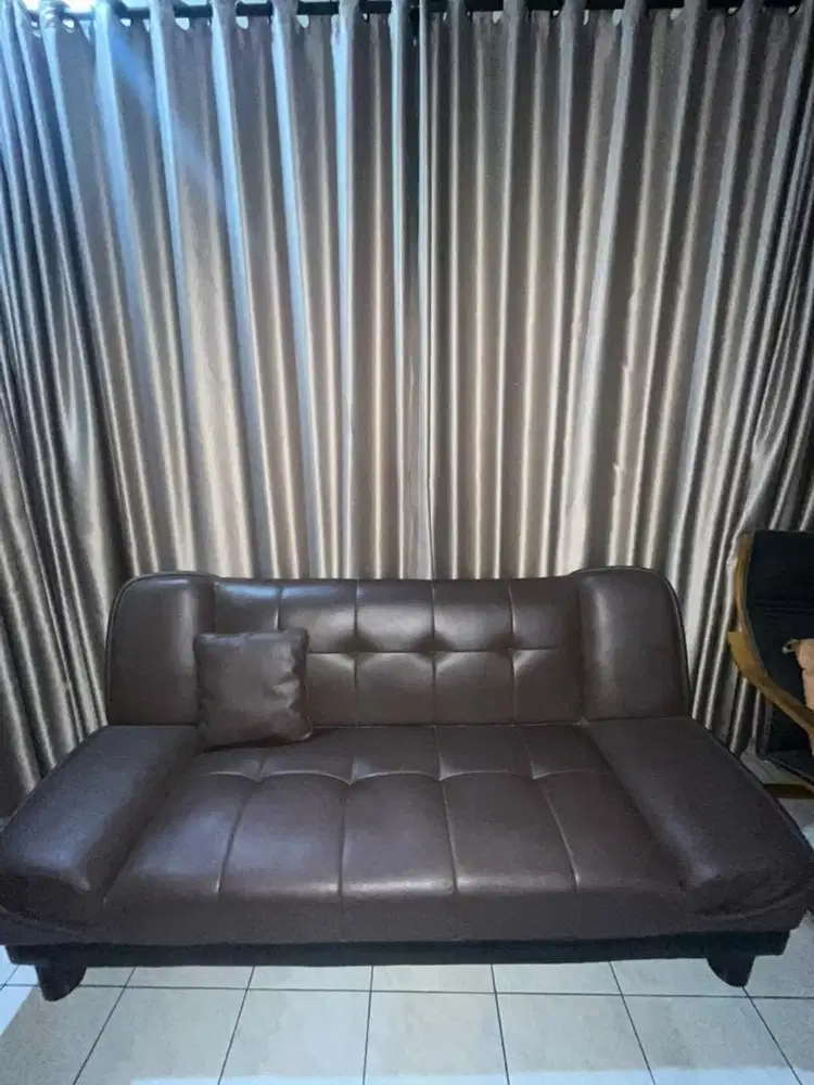 Sofabed Coklat bahan kulit