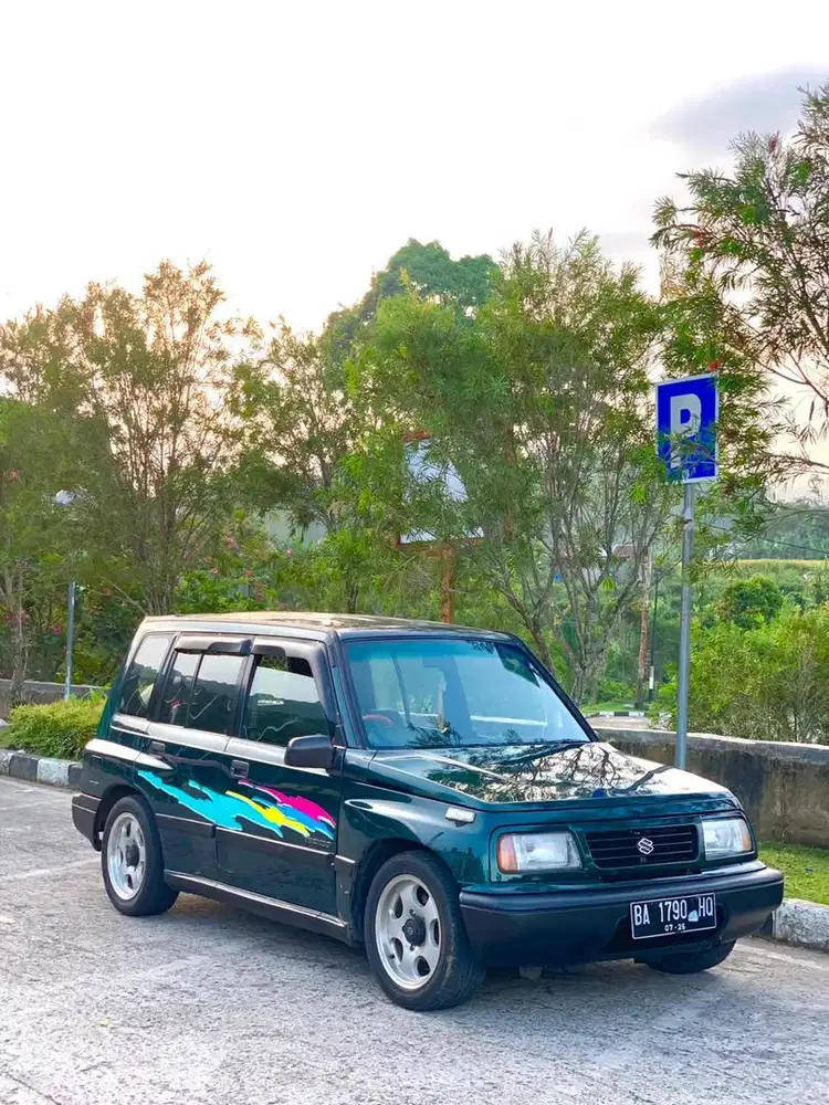 SUZUKI ESCUDO JLX TAHUN 1994