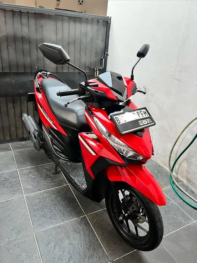 Vario led old 125 iss thn 2018