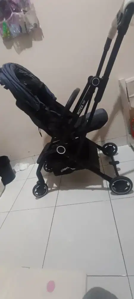 Stroller bayi babydoes