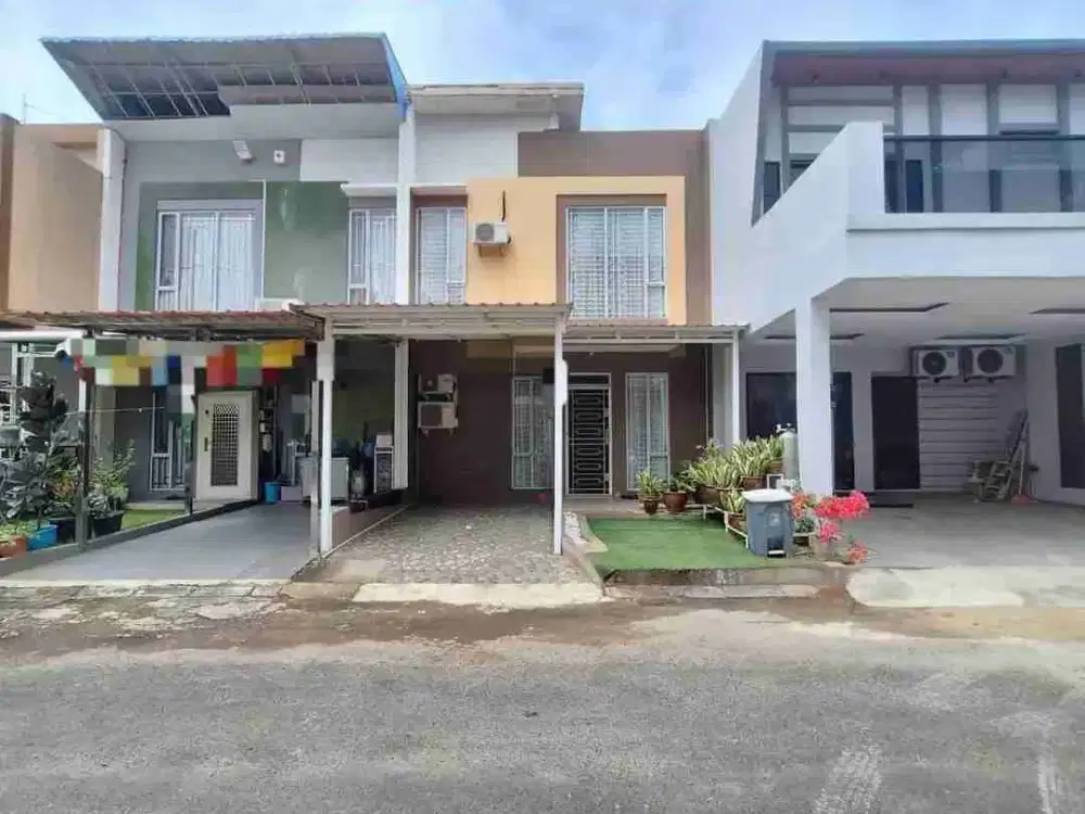 Rumah 2 lantai Cantik di Beverly Estate dekat Pelabuhan Batam Centre
