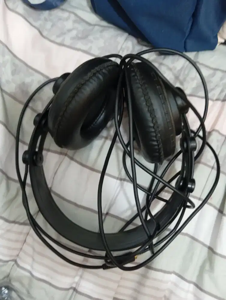 Dijual Headset Super Stereo high class bass turbo music comp etc goodP