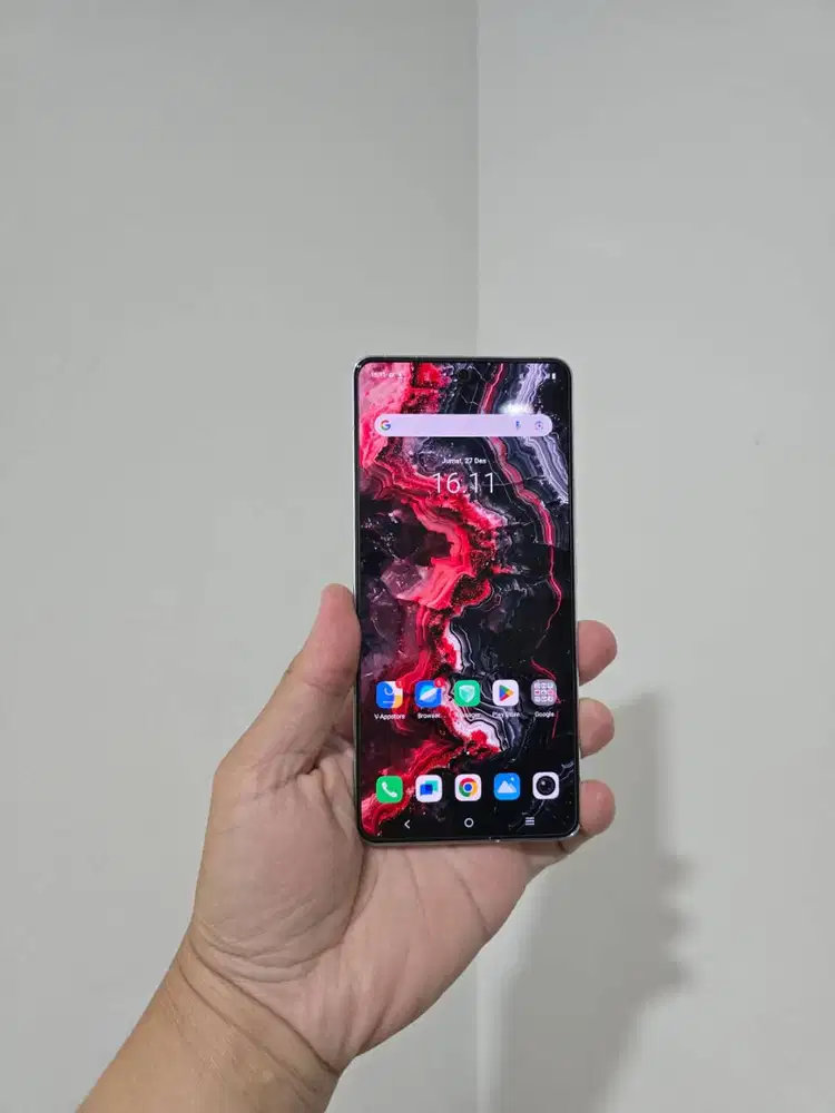 iQoo 12 5G 16/512 Legend Ex Resmi Snap 8 Gen 3 16GB 512GB Perfect Vivo